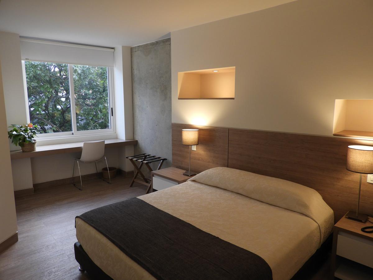 Hotel Park V